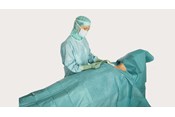 BARRIER Schlitztuchabdeckung bei einer HNO-Operation
